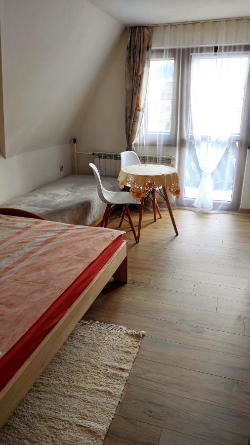 U Ani Hotell Poronin Eksteriør bilde
